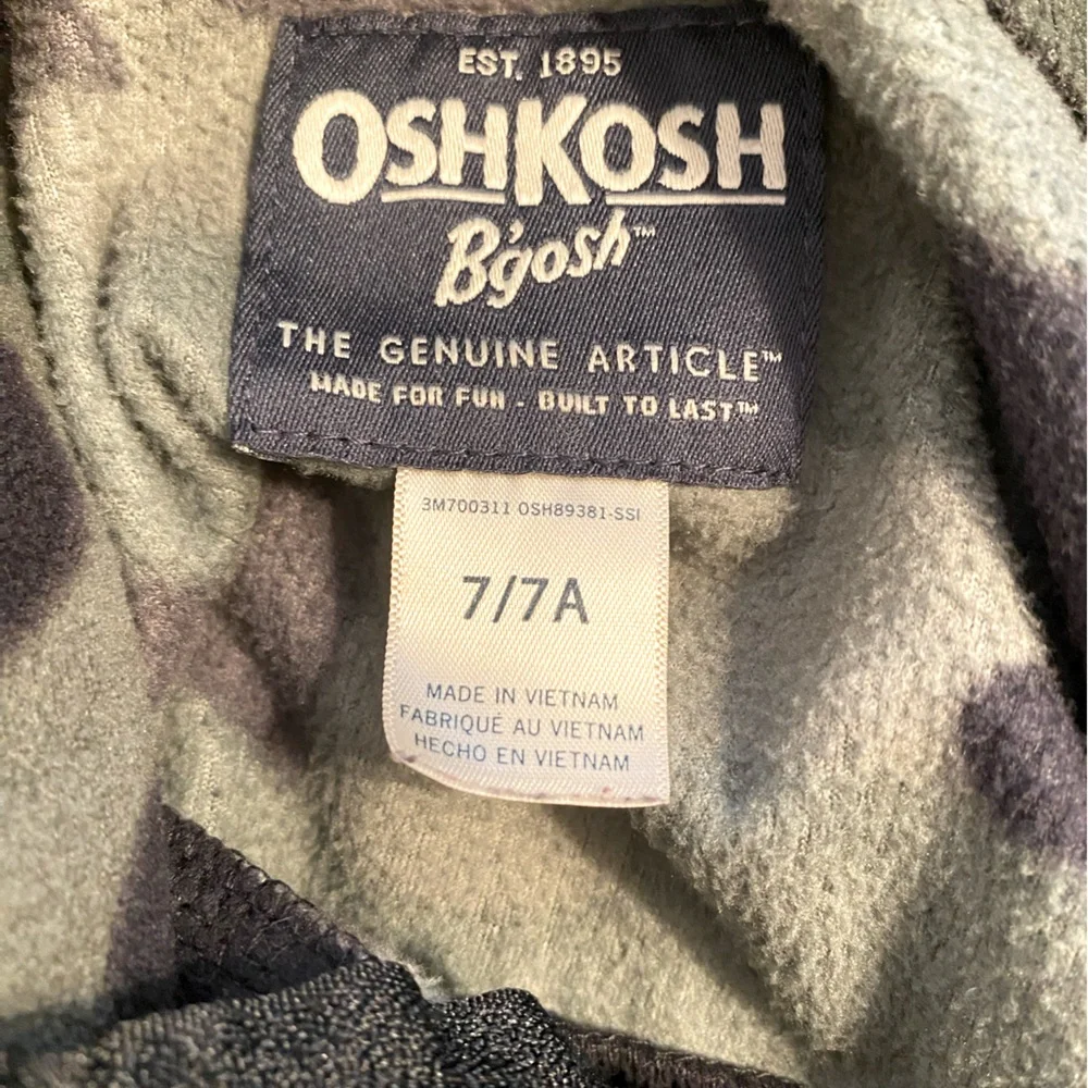 OshKosh B'gosh Fleece 1/4 Zip Pullover Size 7